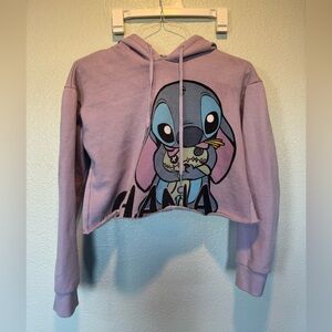 LUC Disney sz S Stitch Purple Cropped Hoodie